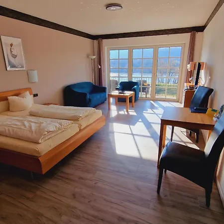 게스트하우스 Hotel-weinhaus Stettler 리서