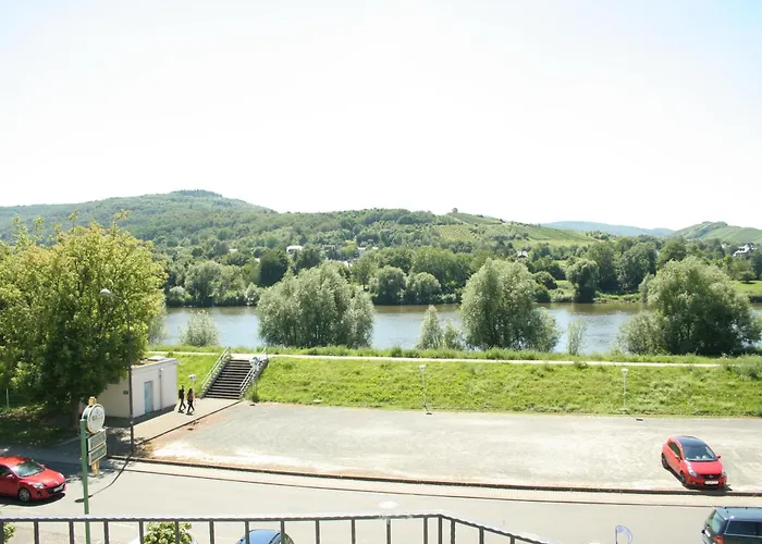 Weinhaus Stettler ゲストハウス