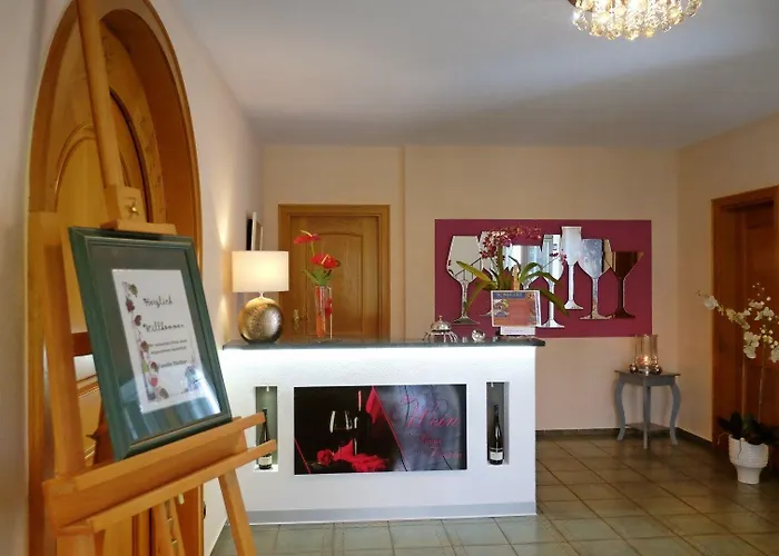 ゲストハウス Weinhaus Stettler リーザー