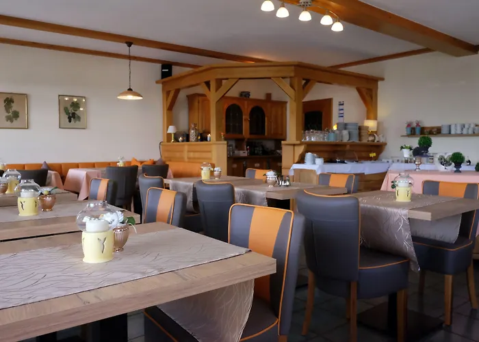 ゲストハウス Weinhaus Stettler リーザー